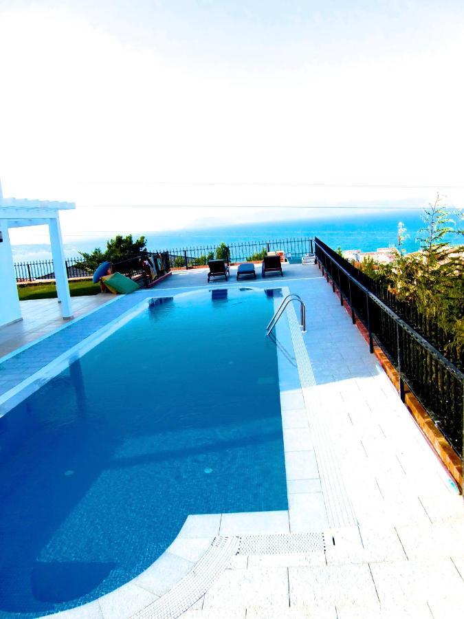 Luxury Villa With Amazing View, Çeşme Exteriér fotografie